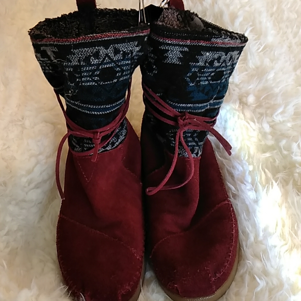 Toms short boots